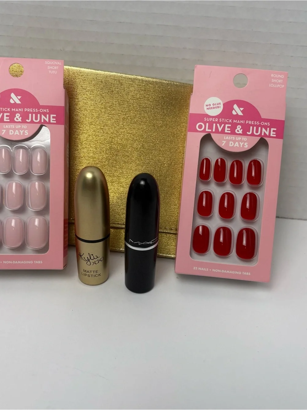 5pc bundle-Estee Lauder gold, metallic cosmetic makeup bag or clutch& Kylie &